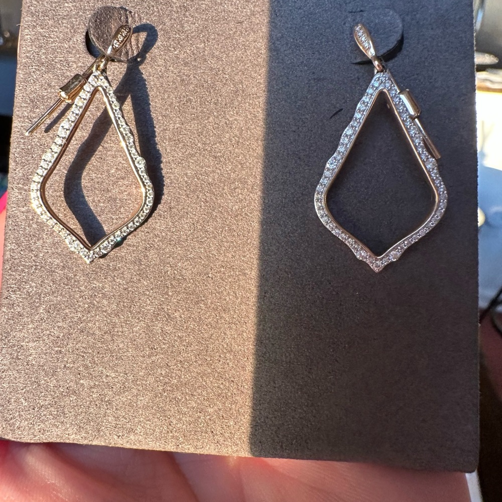 14k Kendra Scott Sophia earrings